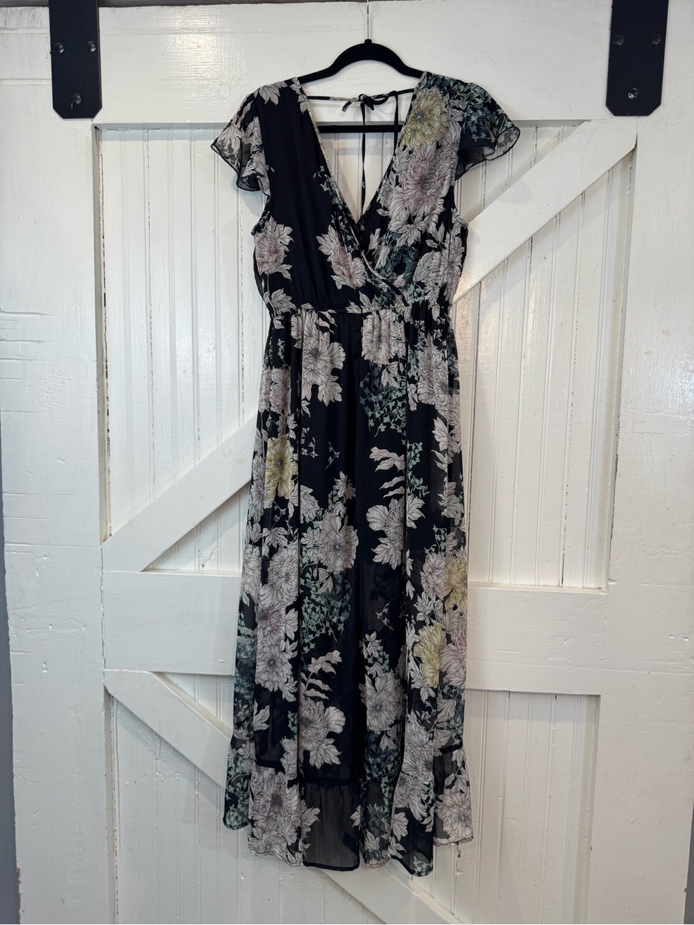 NWT Band of Gypsies Black Floral Wrap Maxi Dress Size Large Boho Hi-Low - Picture 3 of 11